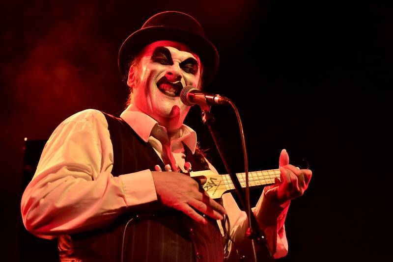 Tiger Lillies rozbalili svůj dekadentní kabaret v Praze