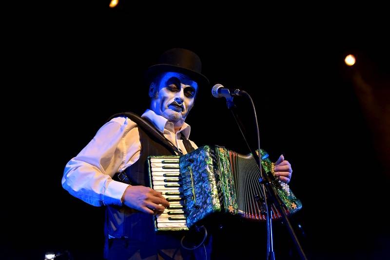 Tiger Lillies rozbalili svůj dekadentní kabaret v Praze