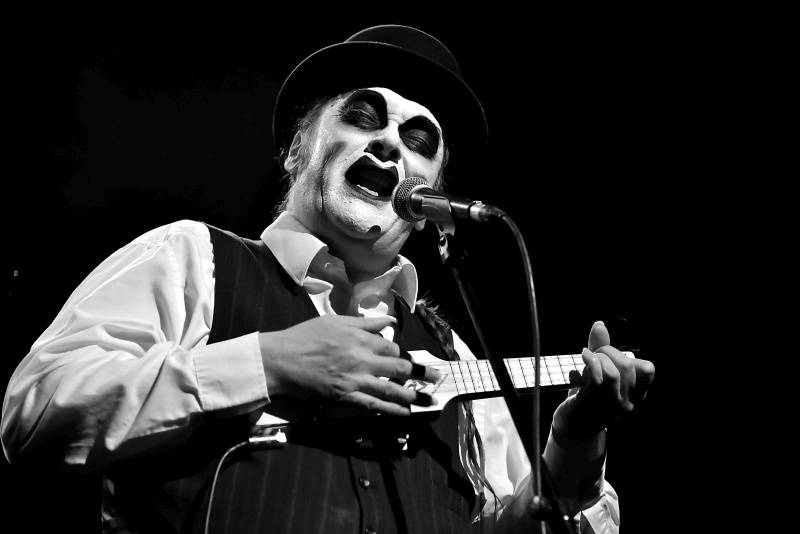 Tiger Lillies rozbalili svůj dekadentní kabaret v Praze