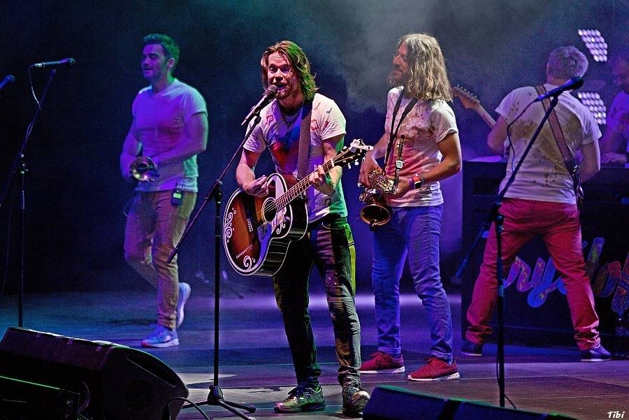 Když se hokej spojí s hudbou: v Českých Budějovicích hráli Kryštof, Michal Hrůza nebo Wohnout