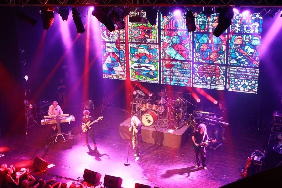 Narozeniny Sono centra v Brně: Maďarská legenda Omega hrála pro pamětníky