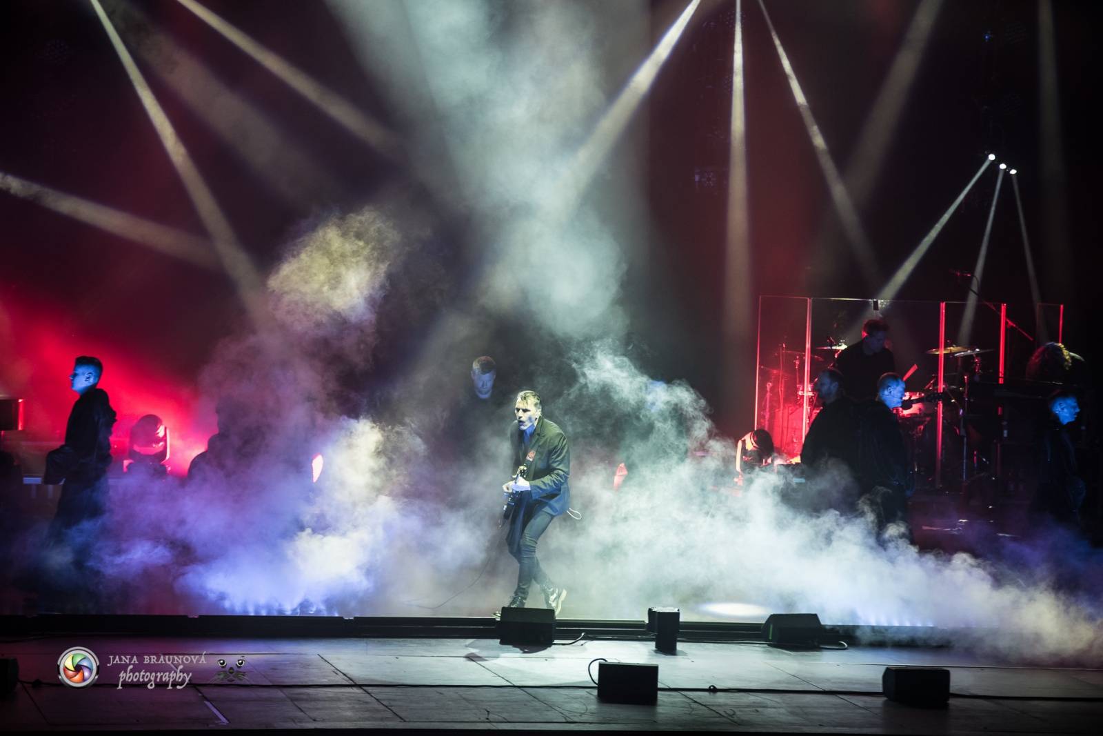 Gregorian ohromili svými chorály a světelnou show Prahu