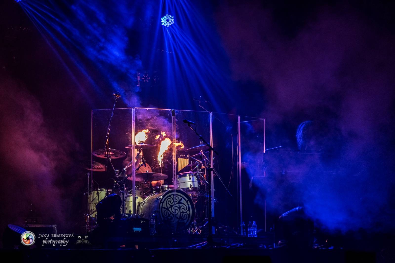 Gregorian ohromili svými chorály a světelnou show Prahu