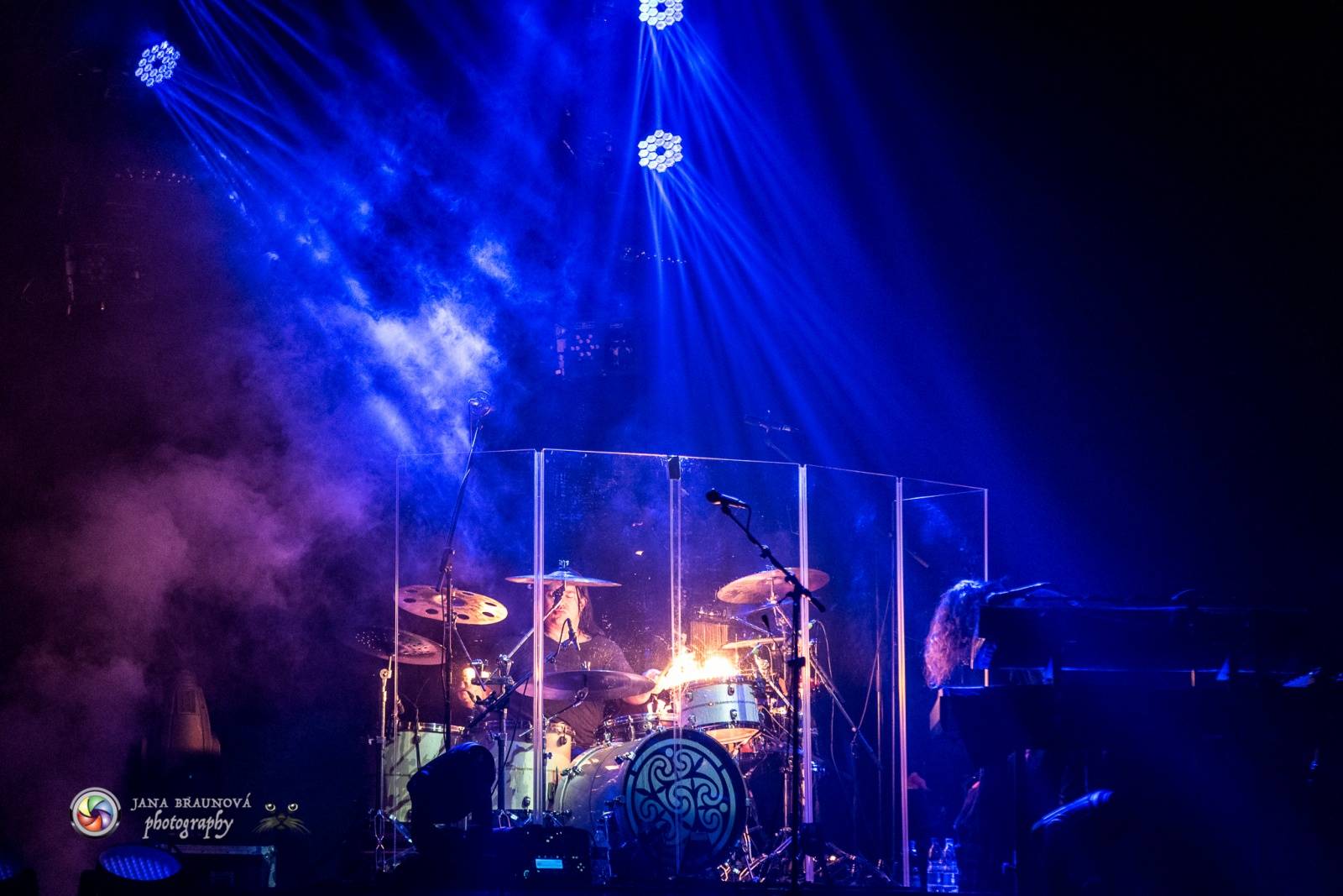 Gregorian ohromili svými chorály a světelnou show Prahu