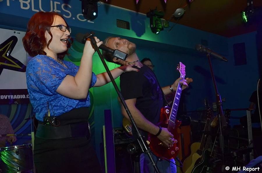 Bára Zemanová křtila Barbínu, přišel i Mersi