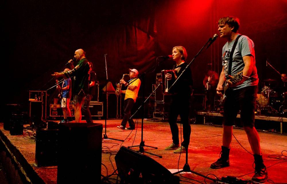 Tři sestry open air v Litvínově: Lou Fanánek Hagen mezi ohni