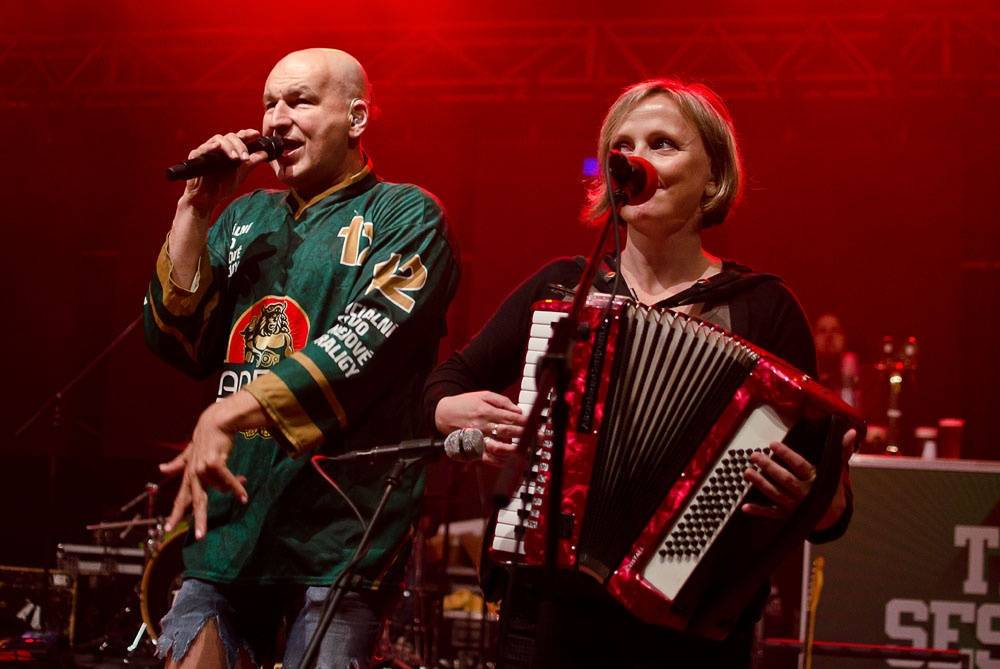 Tři sestry open air v Litvínově: Lou Fanánek Hagen mezi ohni