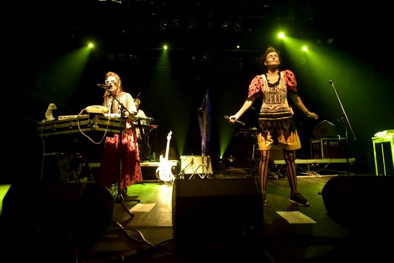 Osobité CocoRosie: americké sestry si podmanily Prahu