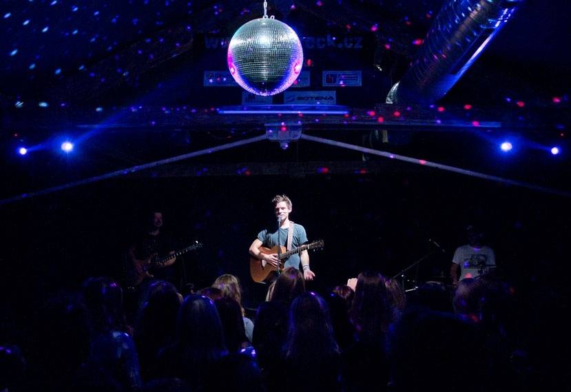 Pavel Callta a Sebastian v Litvínově: Drobné zpoždění vynahradila skvělá atmosféra