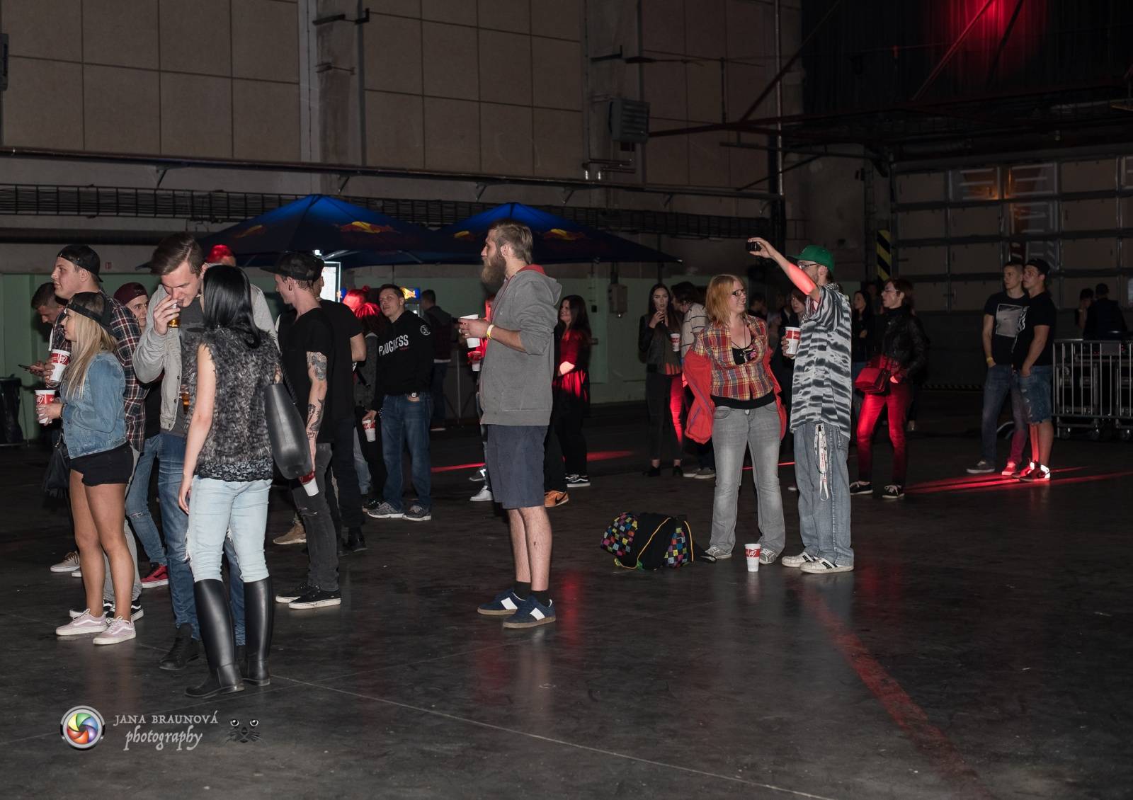 Marpo a Troublegang v Plzni: skákající fanoušci, přetlačování s ochrankou a divoká show