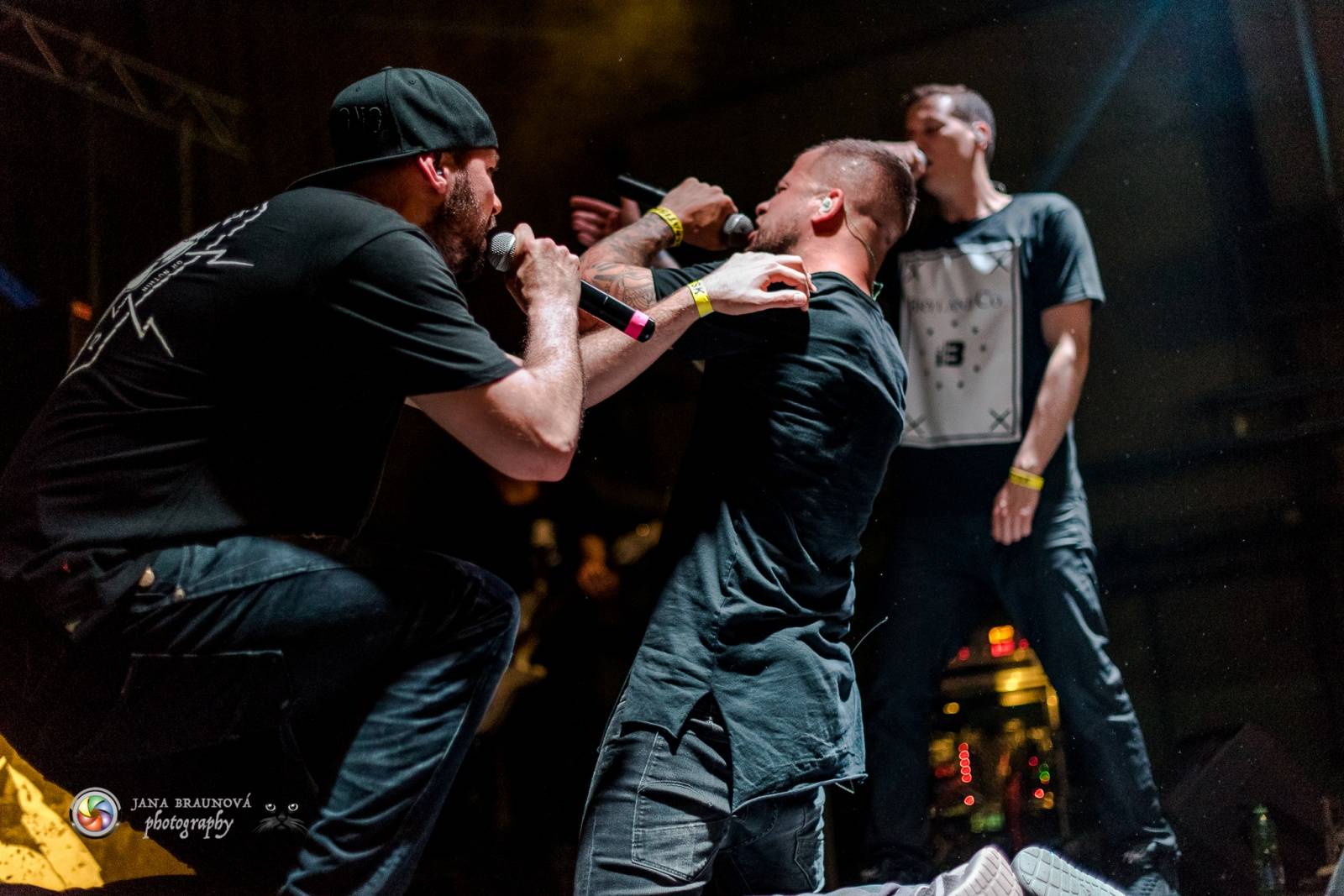 Marpo a Troublegang v Plzni: skákající fanoušci, přetlačování s ochrankou a divoká show