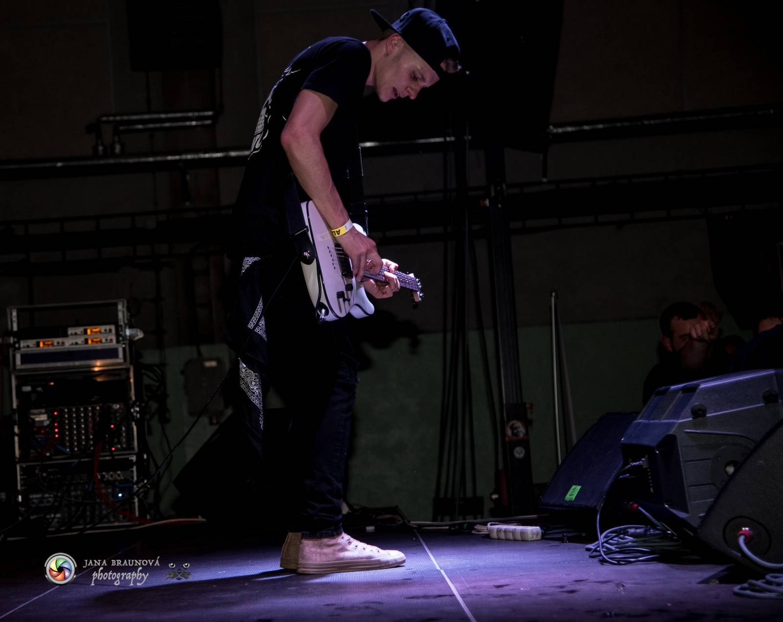 Marpo a Troublegang v Plzni: skákající fanoušci, přetlačování s ochrankou a divoká show