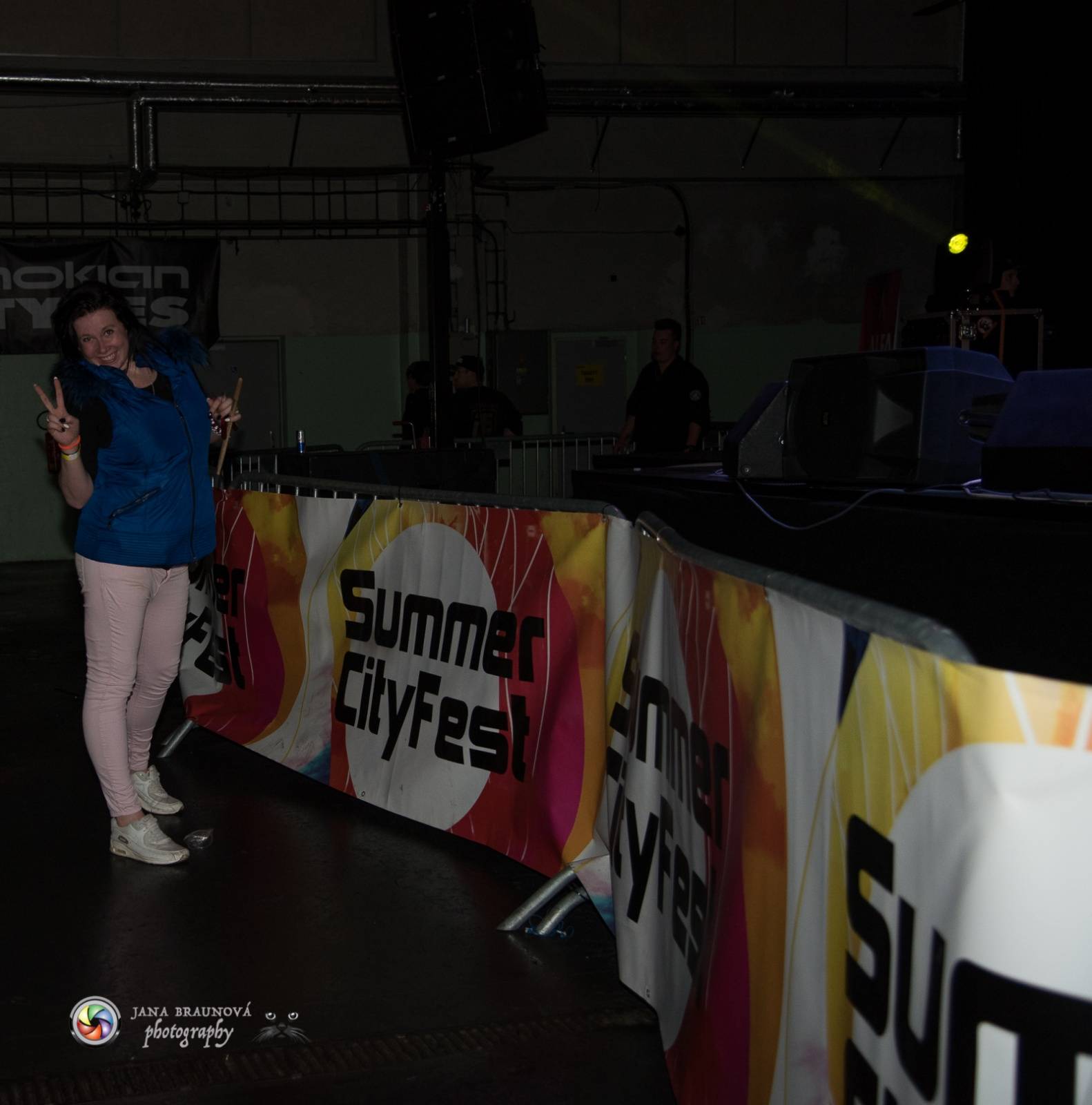 Marpo a Troublegang v Plzni: skákající fanoušci, přetlačování s ochrankou a divoká show