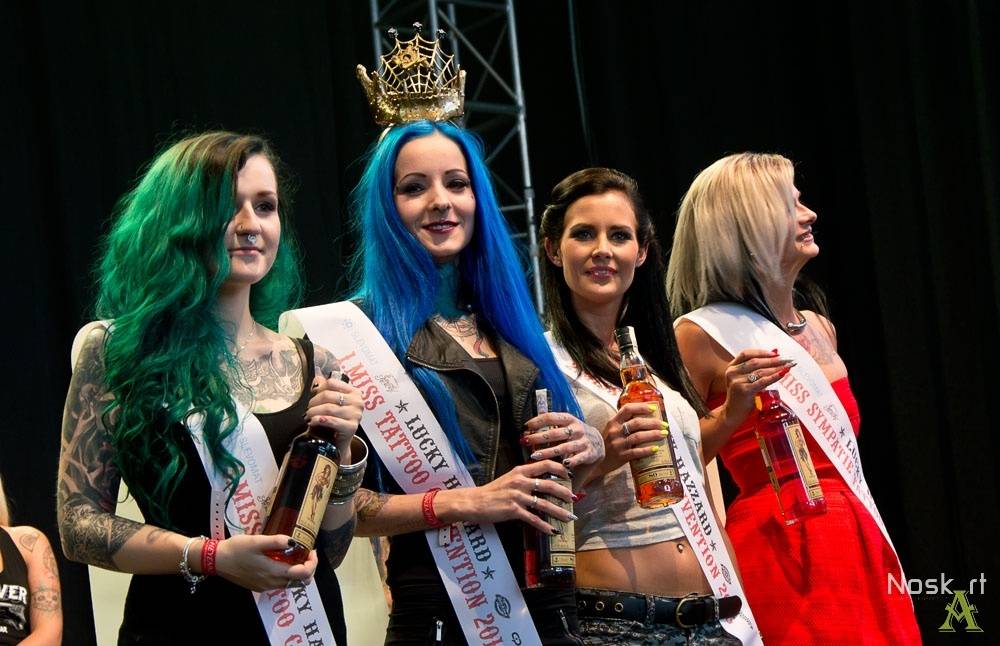 Tattoo Convention v Praze: Krásné ženy a mistři tetování