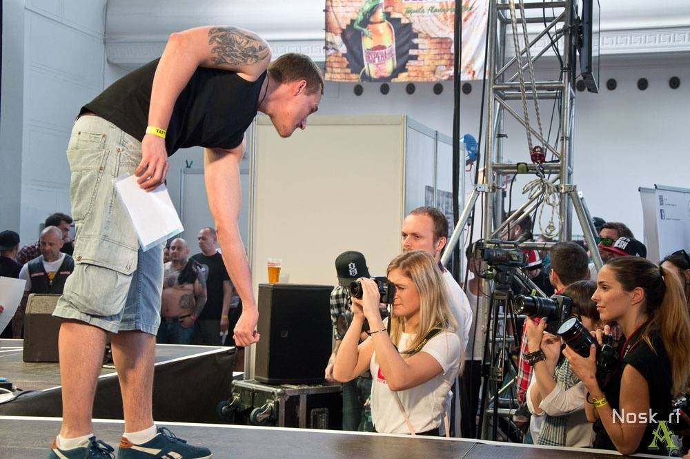 Tattoo Convention v Praze: Krásné ženy a mistři tetování