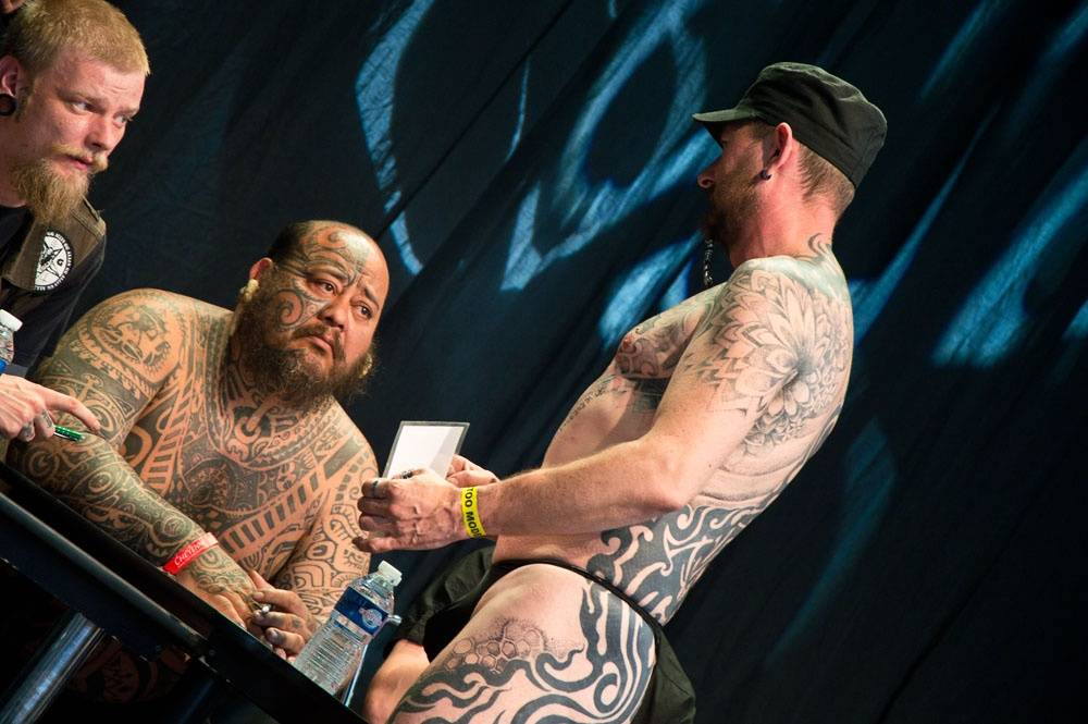 Tattoo Convention v Praze: Krásné ženy a mistři tetování