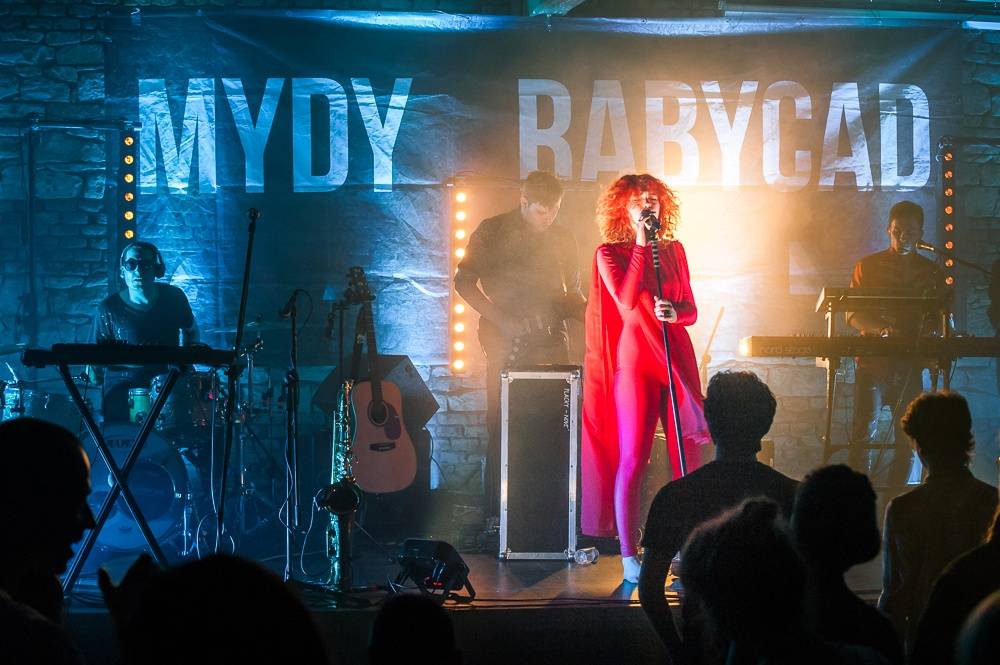 #A já tam byl na Mydy Rabycad! Výtěžek z koncertu pomůže dětem