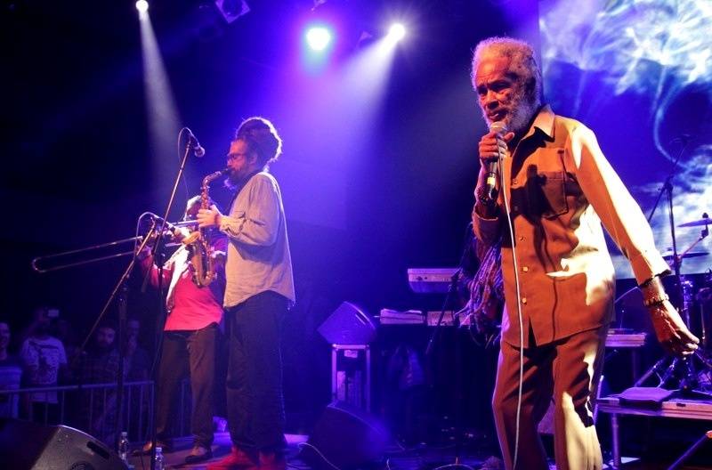 Jamajský večírek v Lucerna Music Baru: publikum rozhoupal Max Romeo 