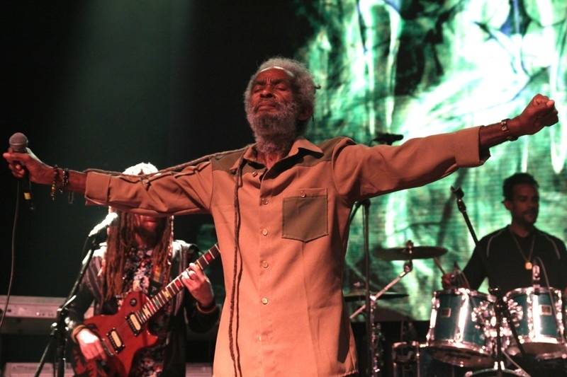 Jamajský večírek v Lucerna Music Baru: publikum rozhoupal Max Romeo 