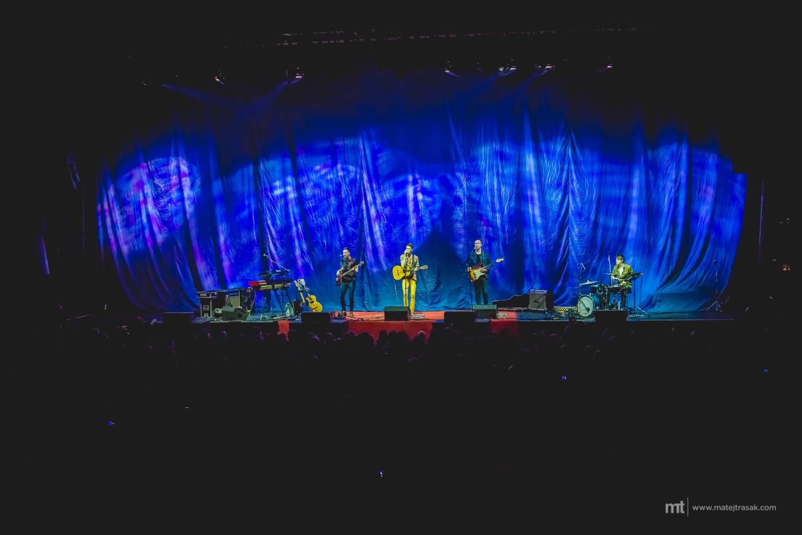 Mika se v Praze dotkl popového nebe