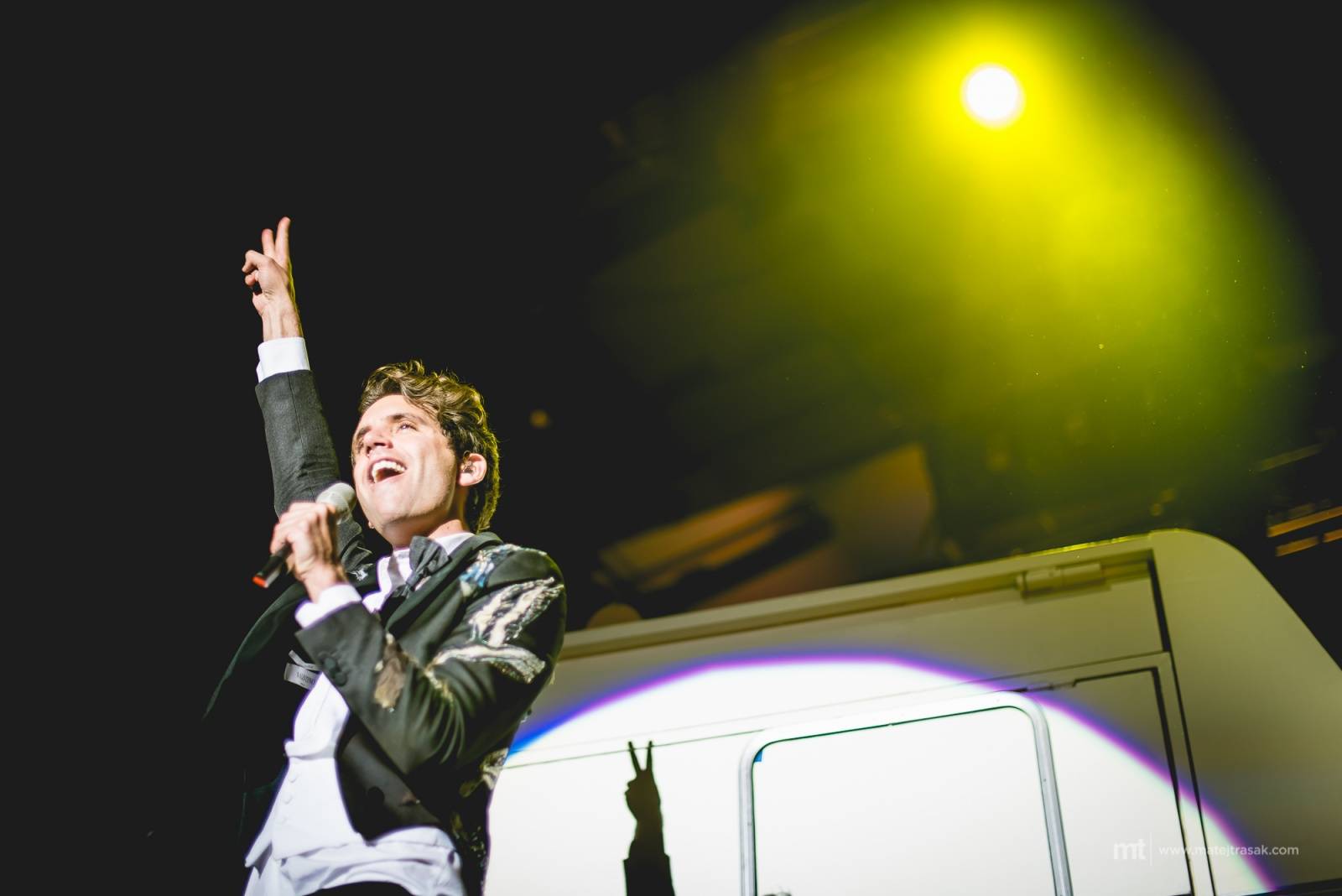 Mika se v Praze dotkl popového nebe
