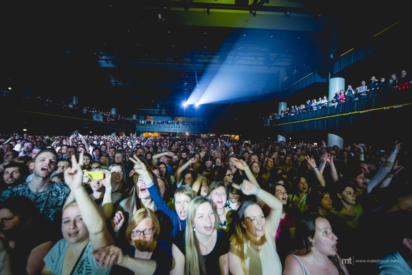 Mika se v Praze dotkl popového nebe