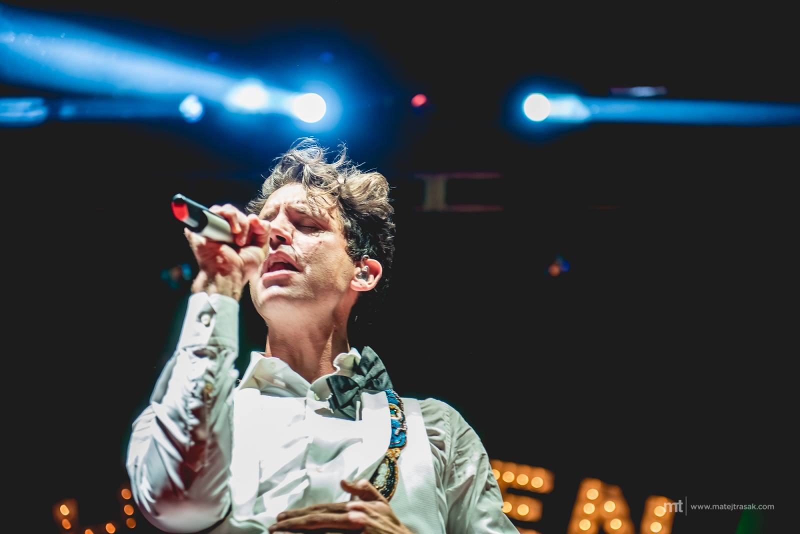 Mika se v Praze dotkl popového nebe