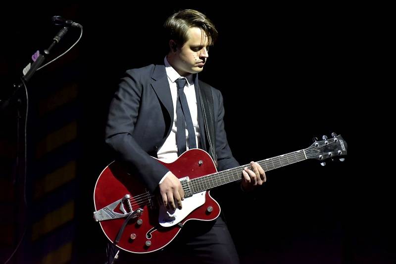 Ještě jednou Mika: Hravý pop naplnil Forum Karlín pozitivní energií