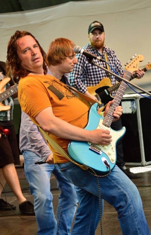 ONLINE: Okoř se šťávou (II.): Hvězdami večerního programu jsou Visací zámek, Sto zvířat, Slza nebo Rybičky 48