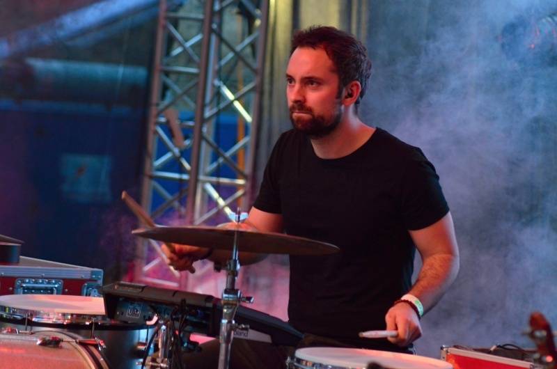 ONLINE: Okoř se šťávou (II.): Hvězdami večerního programu jsou Visací zámek, Sto zvířat, Slza nebo Rybičky 48