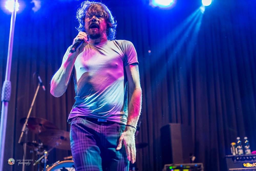 Ani náhodou zpívalo celé DEPO2015 - Alice i po čtvrt století v Plzni zářila 