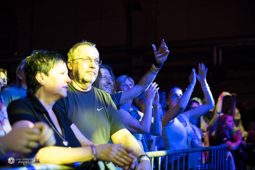 Ani náhodou zpívalo celé DEPO2015 - Alice i po čtvrt století v Plzni zářila 