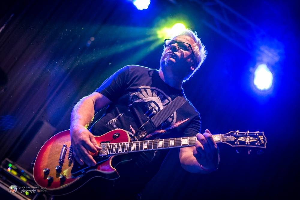 Ani náhodou zpívalo celé DEPO2015 - Alice i po čtvrt století v Plzni zářila 