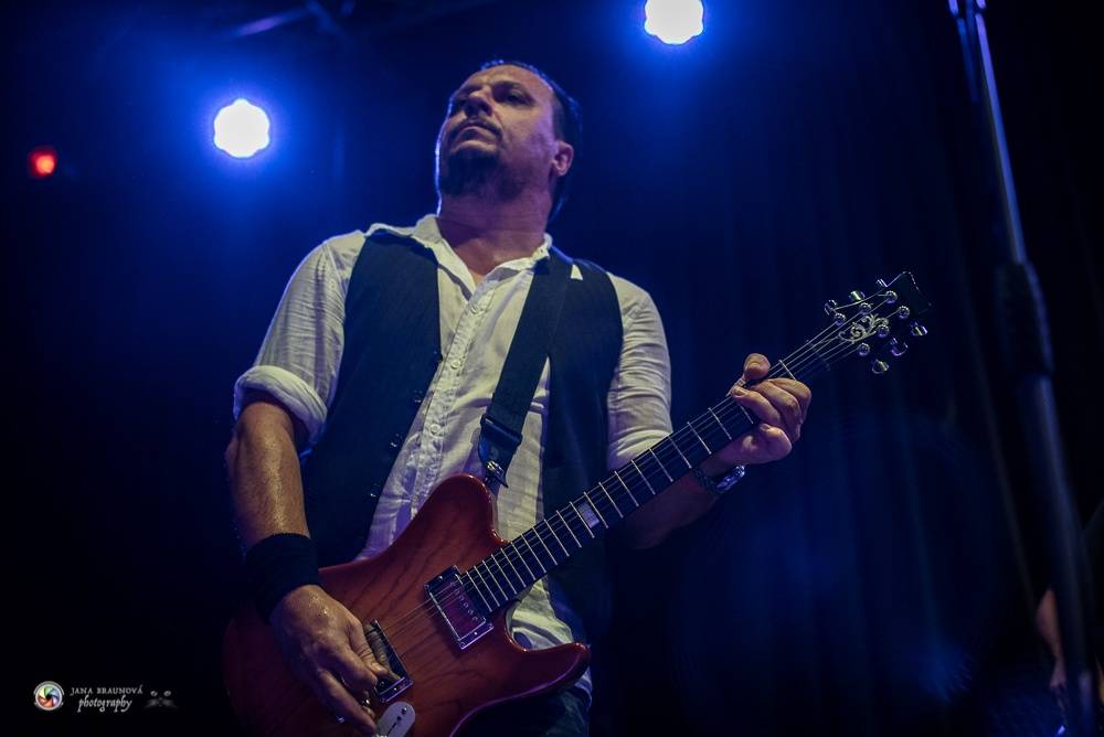 Ani náhodou zpívalo celé DEPO2015 - Alice i po čtvrt století v Plzni zářila 