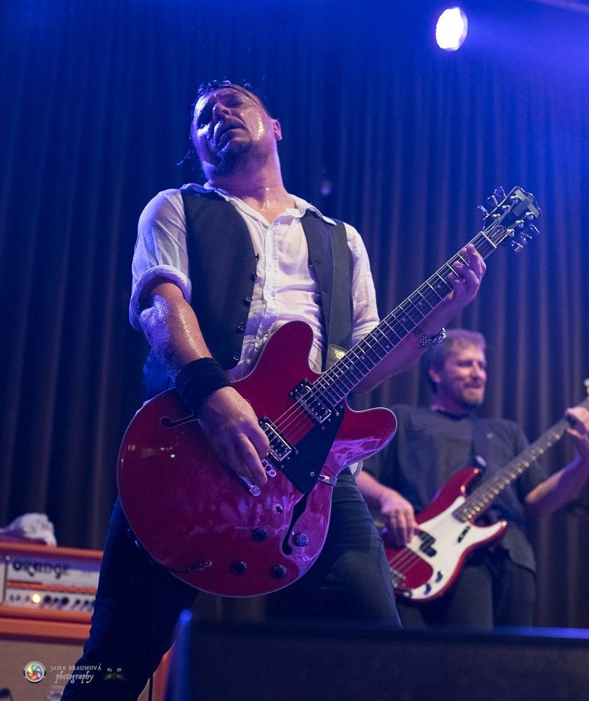 Ani náhodou zpívalo celé DEPO2015 - Alice i po čtvrt století v Plzni zářila 