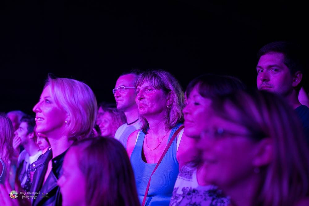 Ani náhodou zpívalo celé DEPO2015 - Alice i po čtvrt století v Plzni zářila 