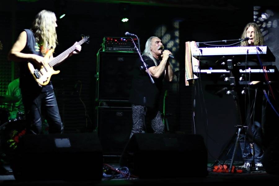 CODA v Litvínově: rocker v tygrovaných legínách a třicet lidí v sále