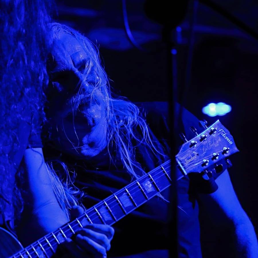 CODA v Litvínově: rocker v tygrovaných legínách a třicet lidí v sále