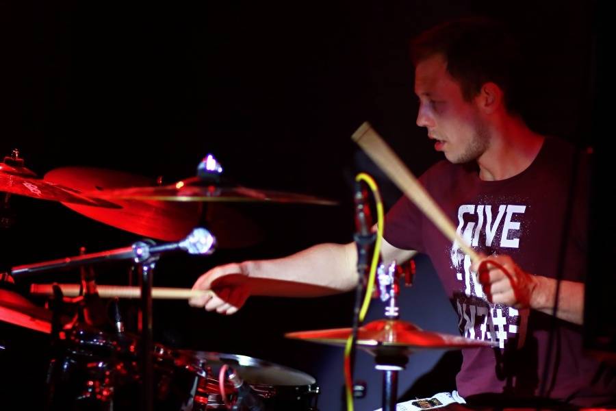 CODA v Litvínově: rocker v tygrovaných legínách a třicet lidí v sále