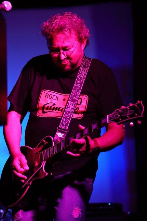 Her & Kings County v Mostě hájili postavení nejdivočejší country kapely všech dob