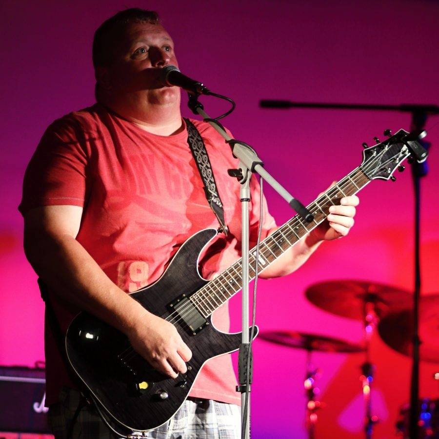 Her & Kings County v Mostě hájili postavení nejdivočejší country kapely všech dob