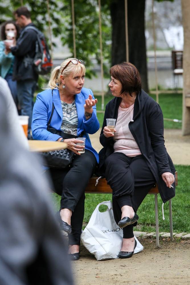 Jelen a Kateřina Marie Tichá ovládli Střelecký ostrov, hráli i písně z nové desky