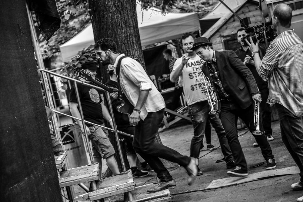 Jelen a Kateřina Marie Tichá ovládli Střelecký ostrov, hráli i písně z nové desky