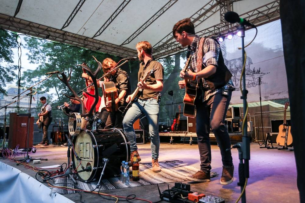 Jelen a Kateřina Marie Tichá ovládli Střelecký ostrov, hráli i písně z nové desky