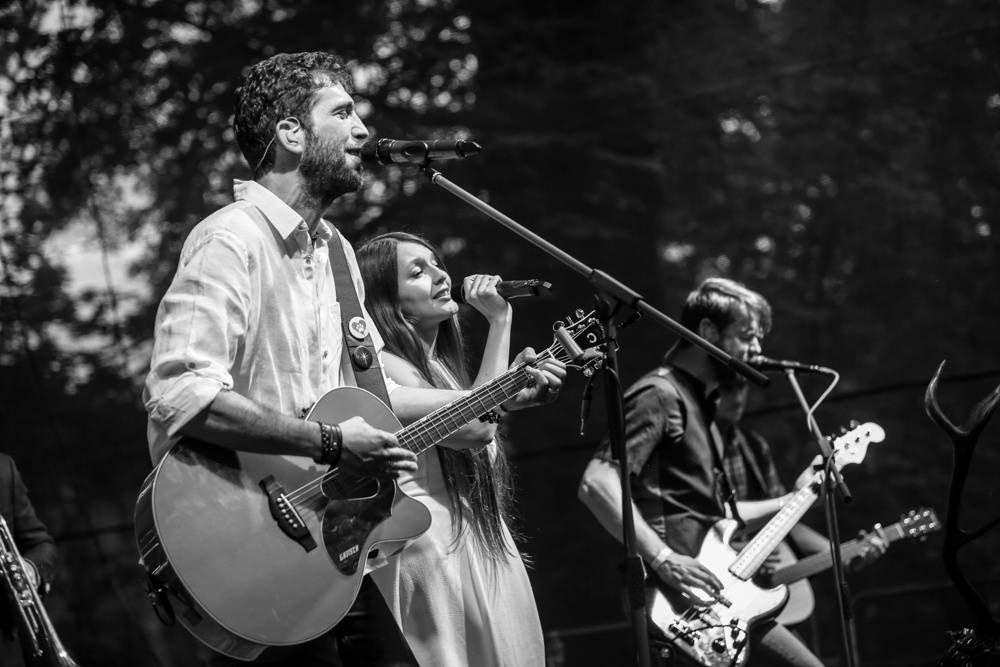 Jelen a Kateřina Marie Tichá ovládli Střelecký ostrov, hráli i písně z nové desky