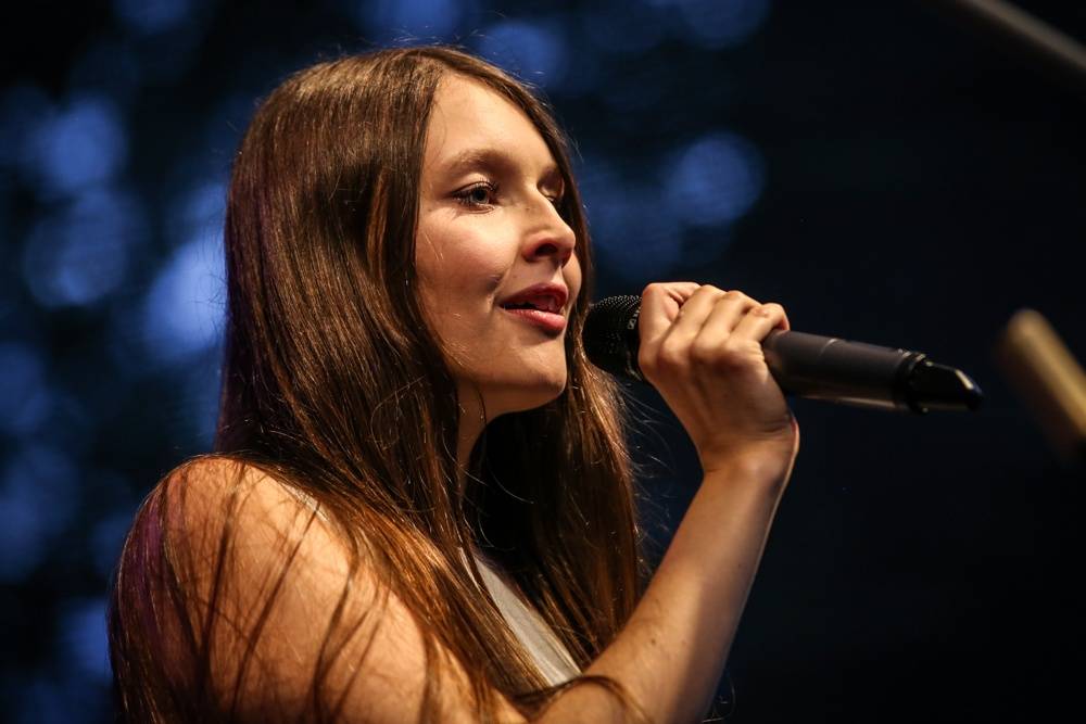 Jelen a Kateřina Marie Tichá ovládli Střelecký ostrov, hráli i písně z nové desky