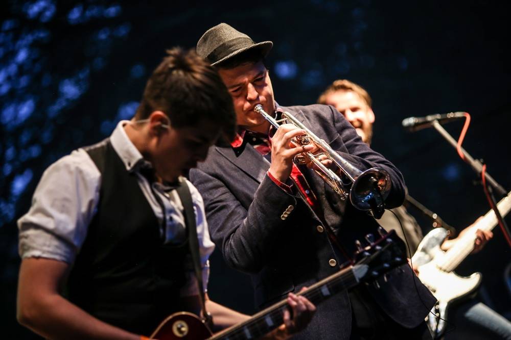 Jelen a Kateřina Marie Tichá ovládli Střelecký ostrov, hráli i písně z nové desky