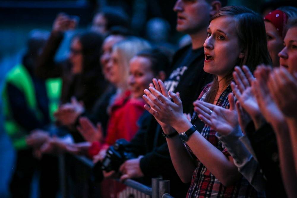 Jelen a Kateřina Marie Tichá ovládli Střelecký ostrov, hráli i písně z nové desky