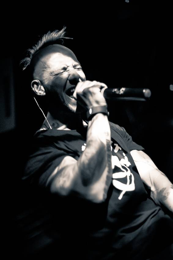 Skyline pokřtili album na vodě! Z Cargo Gallery se stala džungle