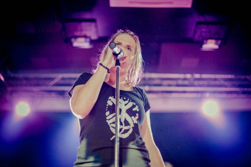 Skyline pokřtili album na vodě! Z Cargo Gallery se stala džungle